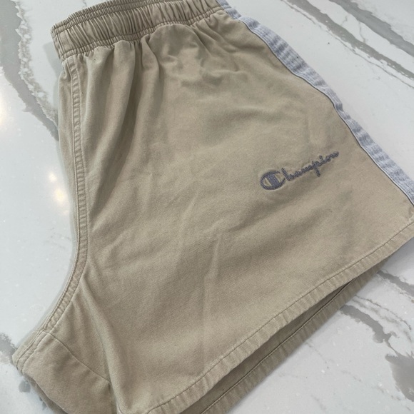 Champion cotton casual shorts - Men’s size L - Picture 1 of 5